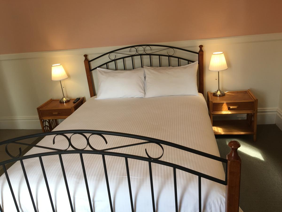 Settlers Arms Hotel Dungog Ngoại thất bức ảnh